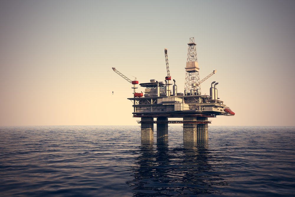 Oil Rig floating on water, one of the Services covered by Assur International.
